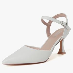 Lucibenita Women’s Closed-toes low heels